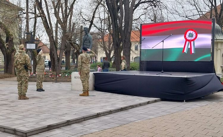 HKP - Március 15. városi koszorúzás