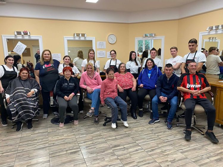 Tanulás, szakma és jószolgálat