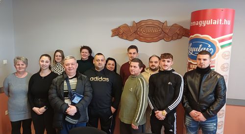 Sikeres ágazati alapvizsgát tettek hentes és húskészítmény-készítő tanulóink.