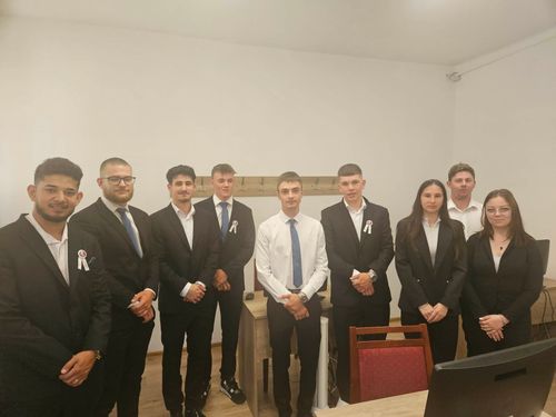 Sikeres szakmai vizsgát tettek közszolgálati technikus tanulóink!