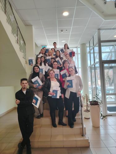 Sikeres szakmai vizsgát tettek általános ápoló tanulóink. 